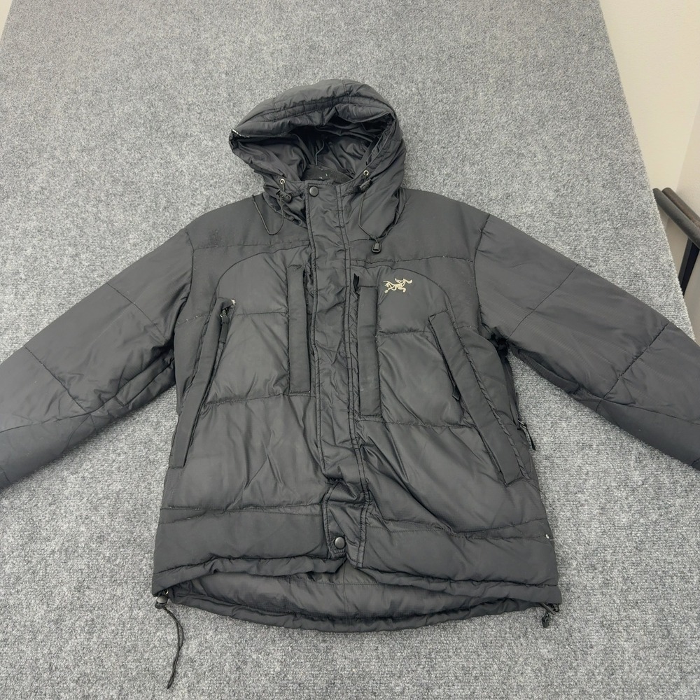 Arcteryx Puffer Jacket Mens M Black Goose Down Hooded Gorpcore Streetwear